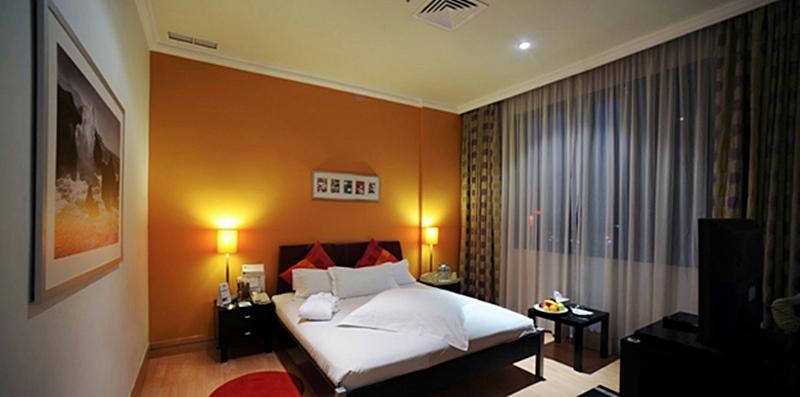 Hotel Le Royal Corniche Salmiya Esterno foto